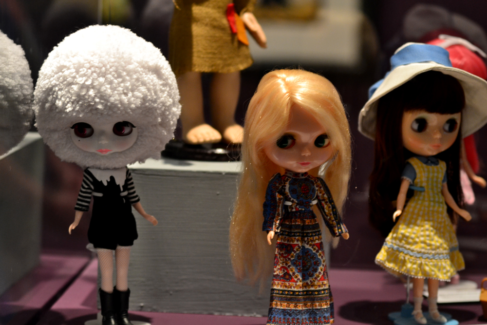 vintage and contemporary Blythe dolls at melancholy menagerie big eyes art exhibition in fullerton