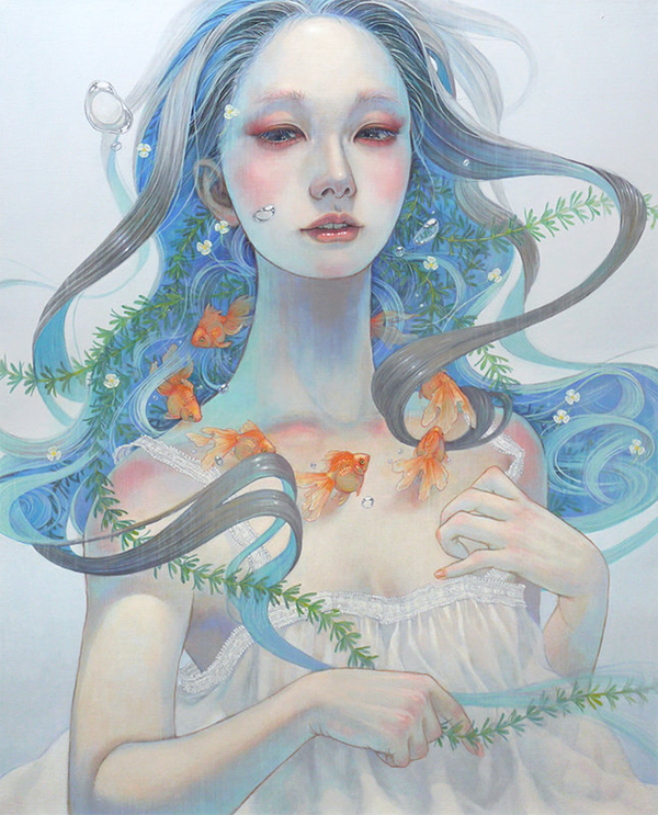 Miho Hirano painting of girl with long wave-like hair full of green fronds. She wears a necklace of goldfish.