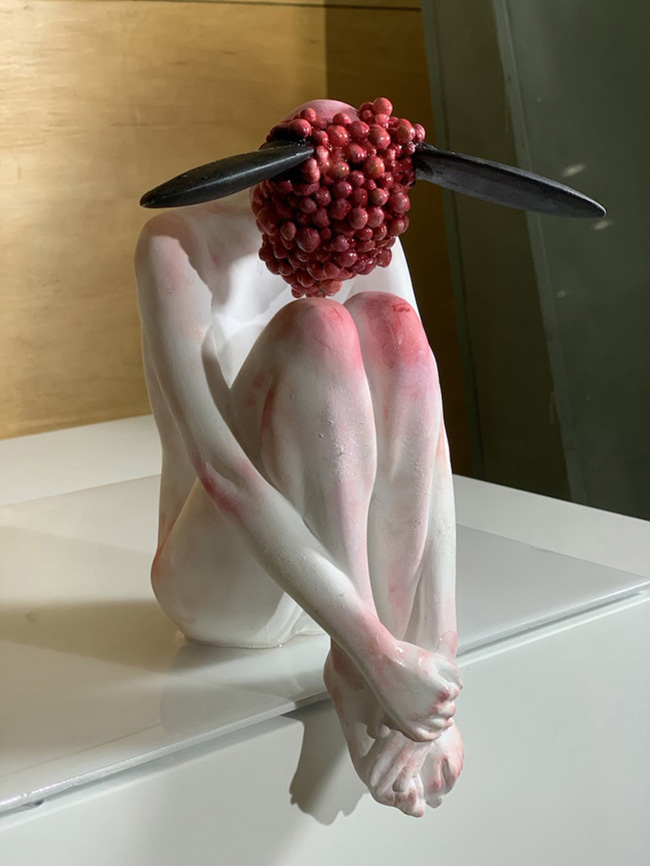 Ciane Xavier surreal figurative sculpture 