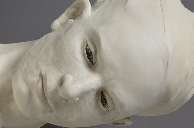 Susannah Zucker conjure face sculpture
