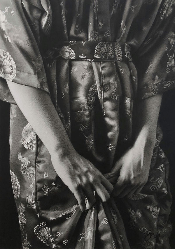 Tanja Gant Kimono woman's hands realism painting 
