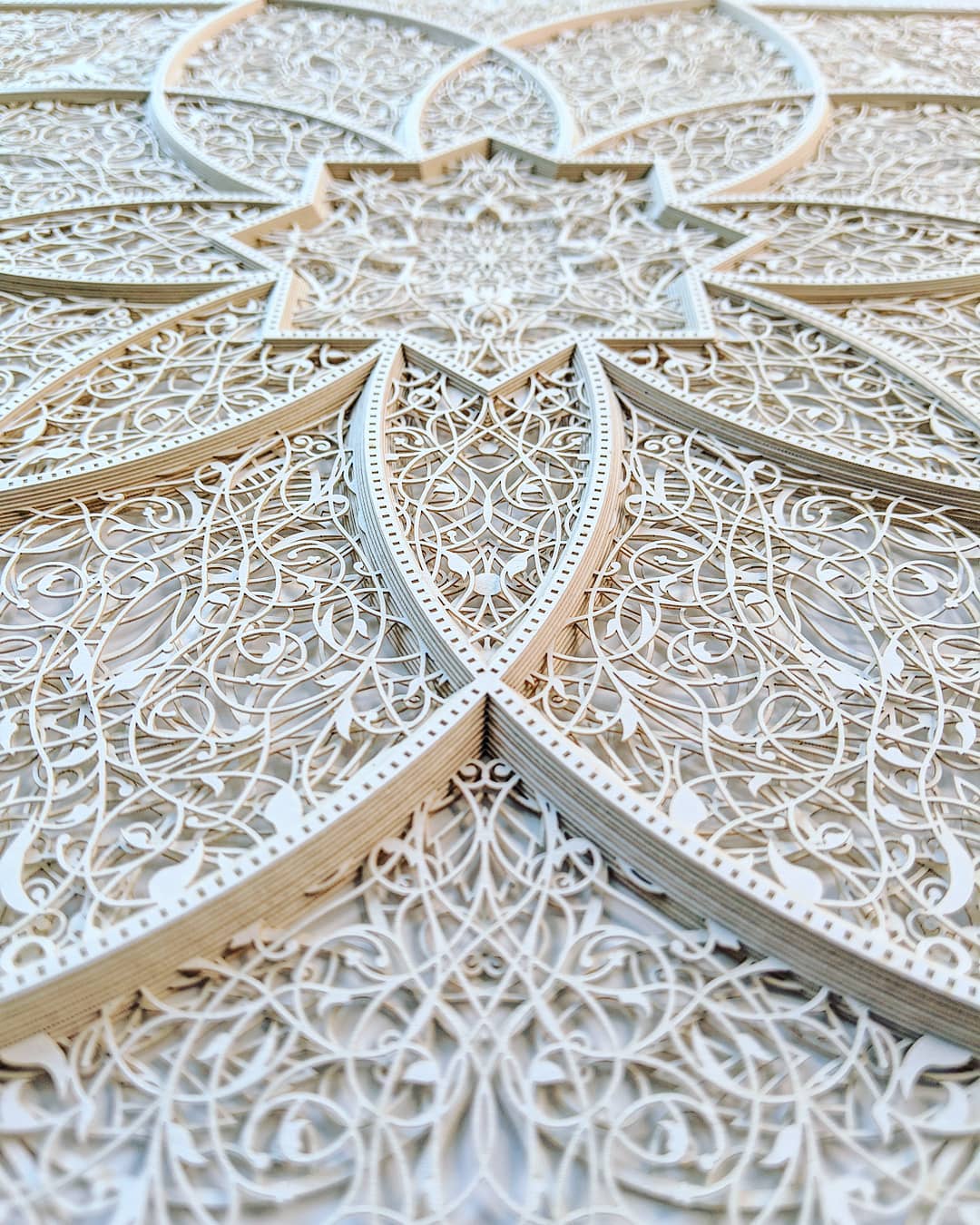 Julia-Ibbini-paper-sculpture