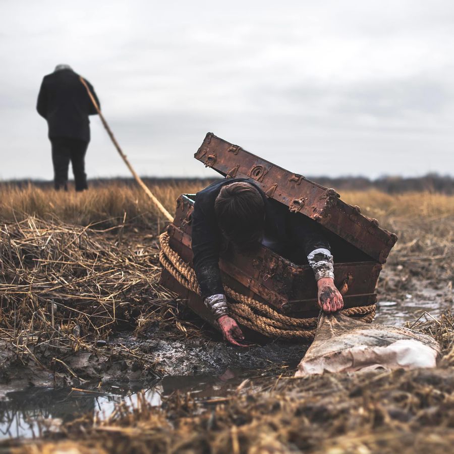 Nicolas Bruno dark art surreal portrait photography 