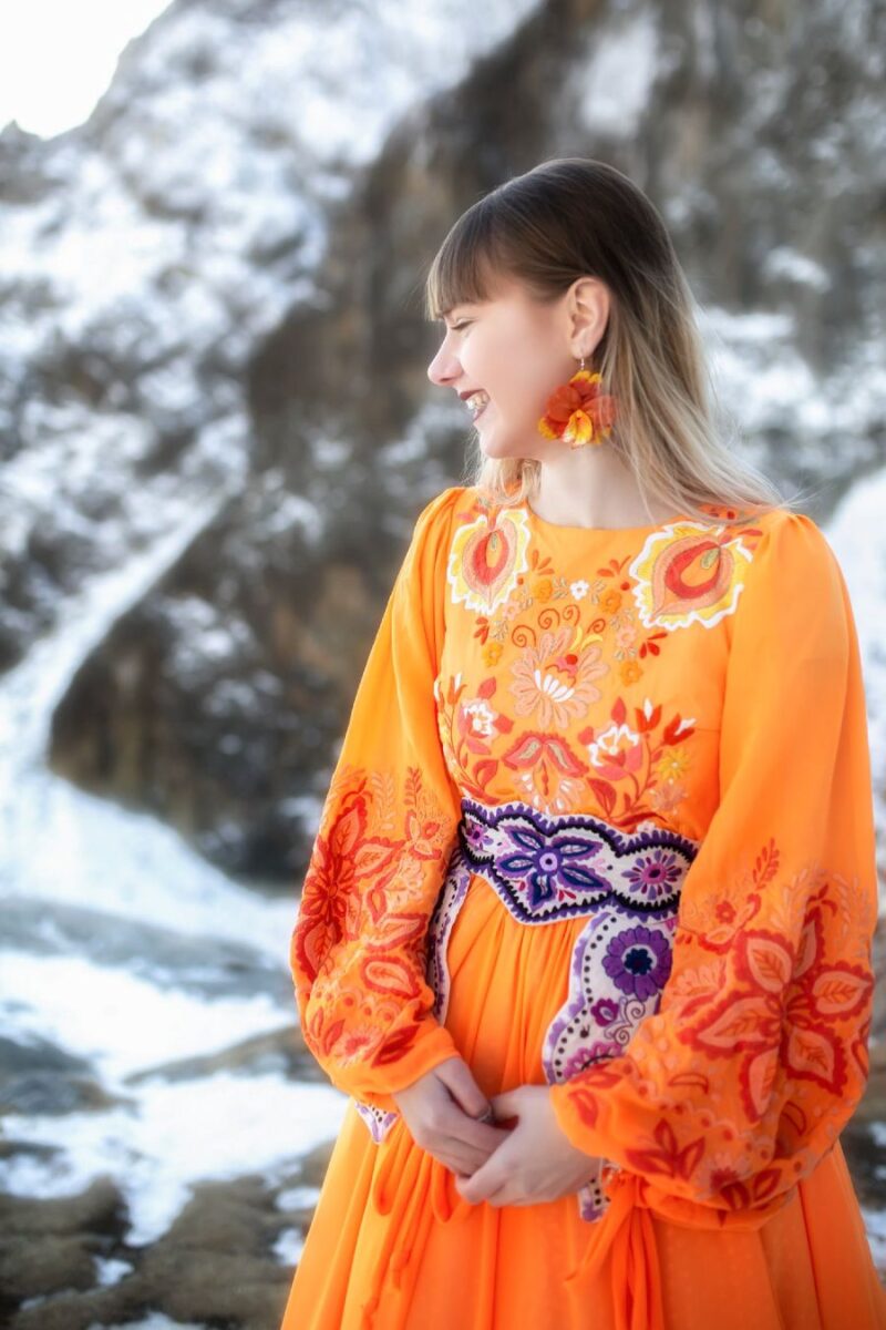 Jaroslava-Wurll-Kocanova-Orange-Dress