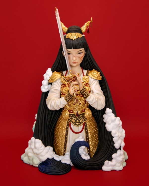 Tina Yu samurai girl sculpture
