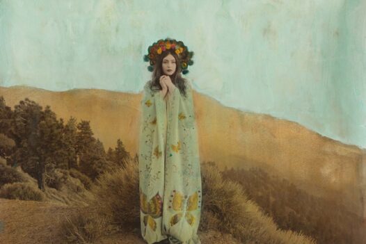 Shae Detar - hand coloured analogue photography