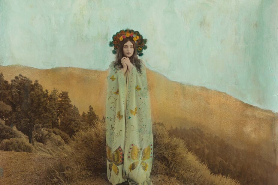 Shae Detar - hand coloured analogue photography