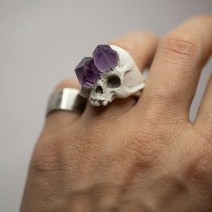 macabre-objects-amethyst