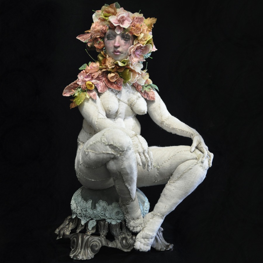 Jessica-Dalva-Figurative-Textile-Sculpture-Blossoms