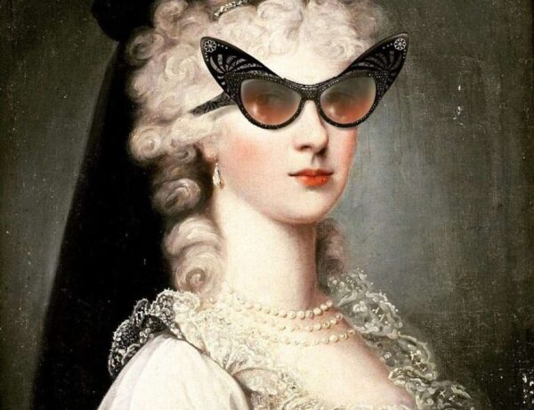 anne-kristin-vaudour-aristocrat-black-glasses