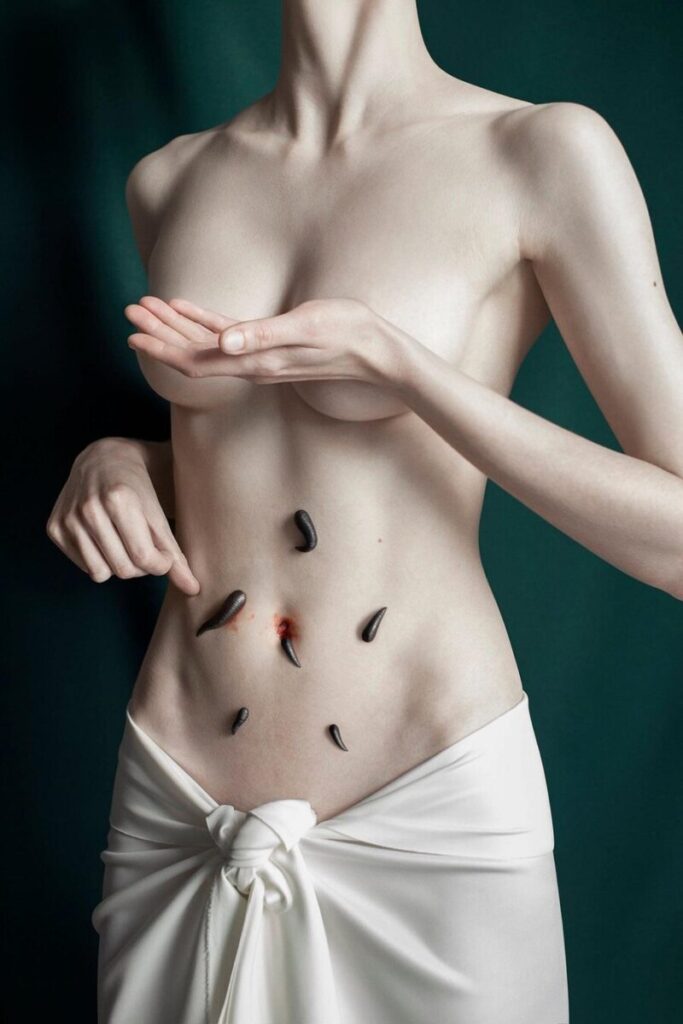 Iness-Rychlik-nude-art