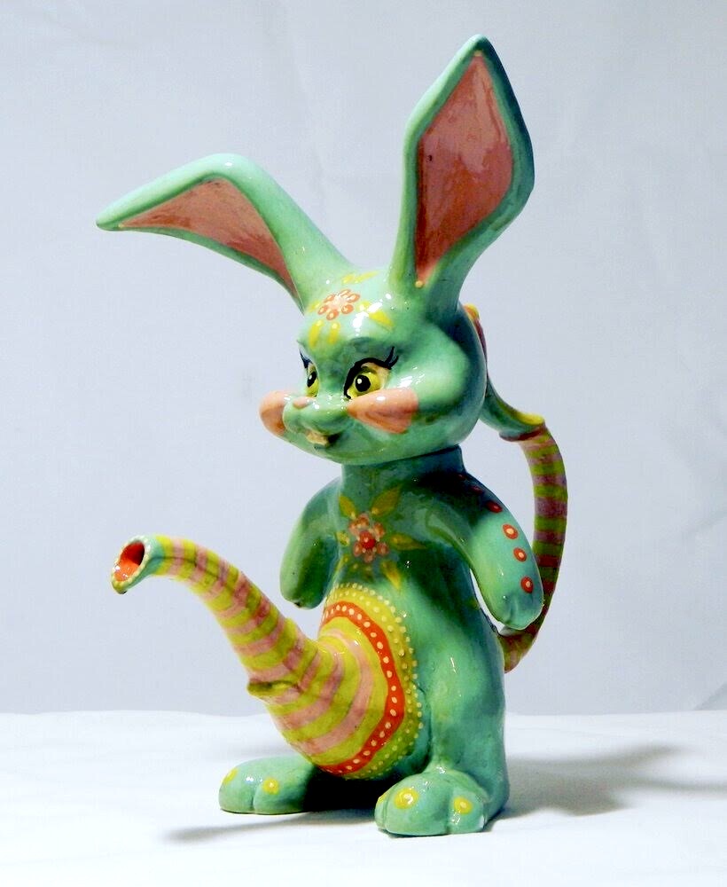 Renee-Tay-bunny-sculpture