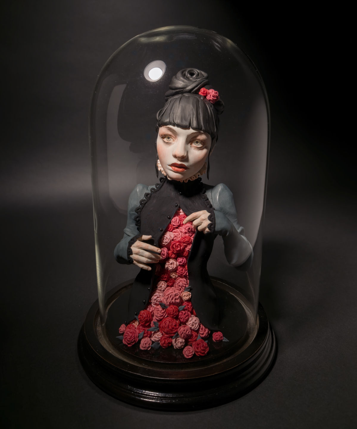Ornelie_Flesh-and-flowers_300dpi