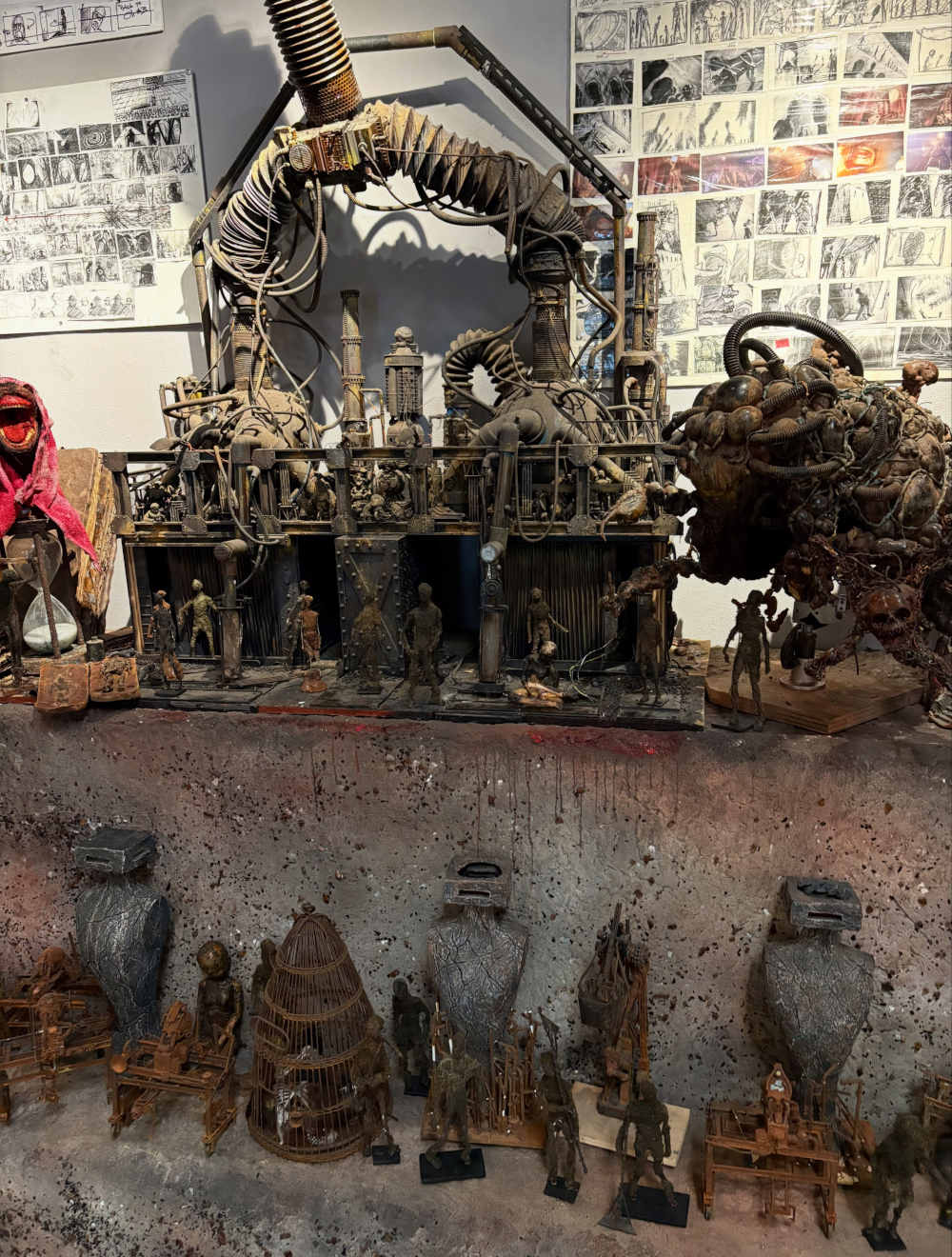 Phil-Tippett-copro-gallery